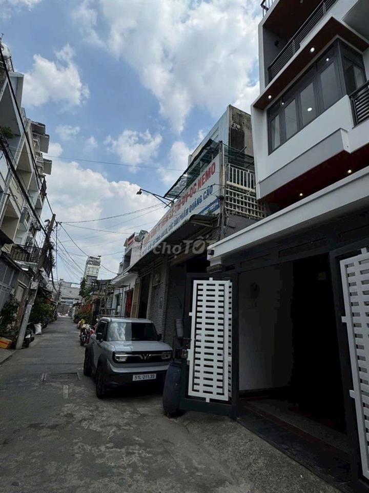 HẺM NHỰA THẲNG 8M CÁCH MÃ LÒ 50M