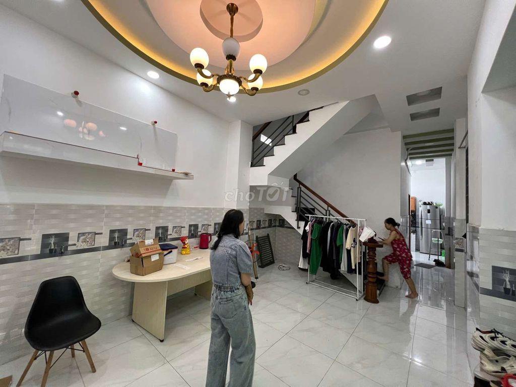 NHÀ HẺM TỈNH LỘ 10, GIÁP RANH QUẬN 6