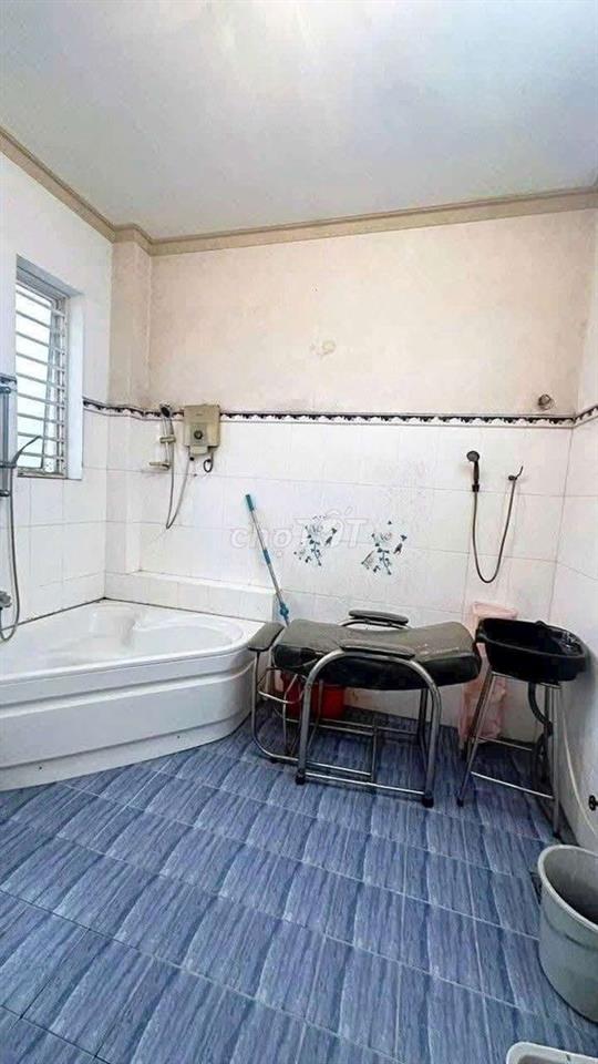VILLA MẶT TIỀN ĐƯỜNG SỐ KHU BÌNH PHÚ 2