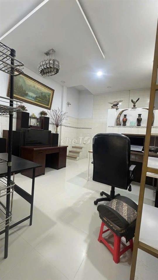 NHÀ HẺM XE HƠI 15 KHUÔNG VIỆT