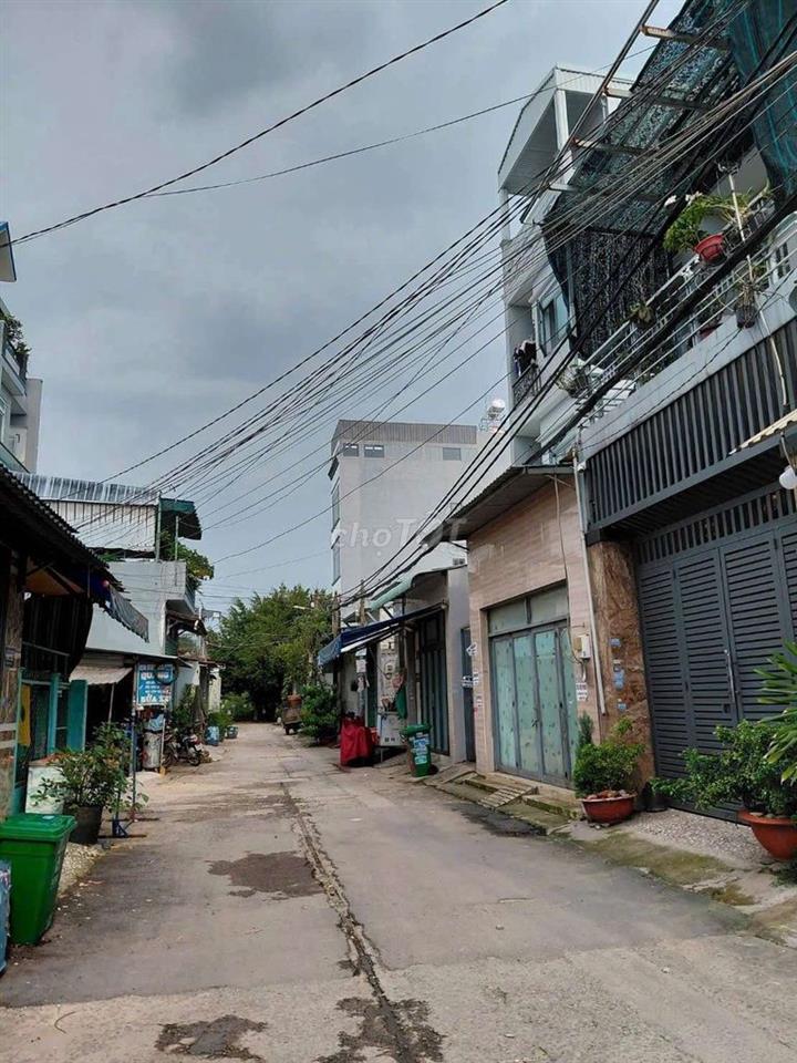 NHÀ DẠNG BIỆT THỰ CŨ HẺM 8M BÌNH THÀNH