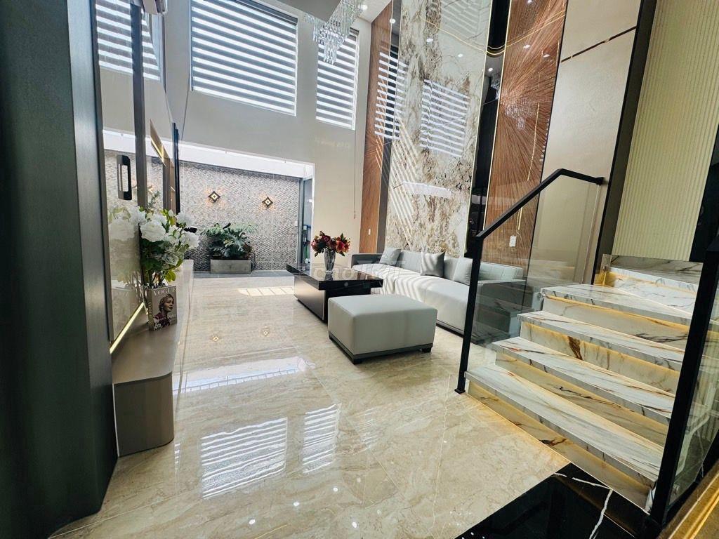 Bán nhà Mặt Tiền chợ Gò Xoài, 70m2, 4x17m, 5 tầng, 5PN, 6WC, đường 16m