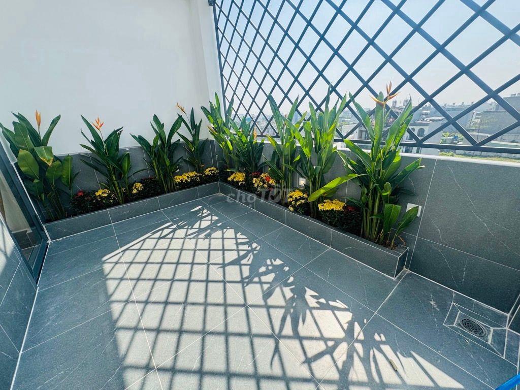 Bán nhà Mặt Tiền chợ Gò Xoài, 70m2, 4x17m, 5 tầng, 5PN, 6WC, đường 16m