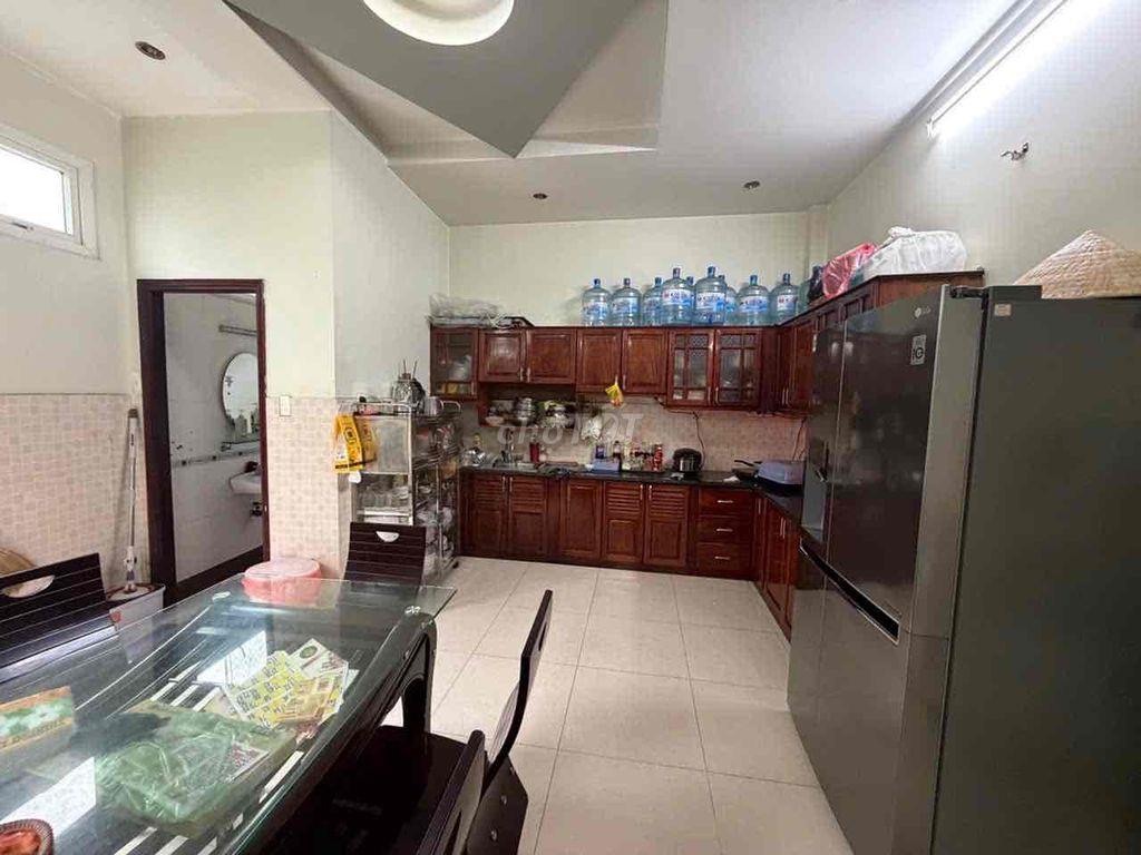 bán nhà 3 Mặt Tiền Bà Hom, 70m2, 5x14m, 4 tầng, 4pn, 5wc, sân thượng
