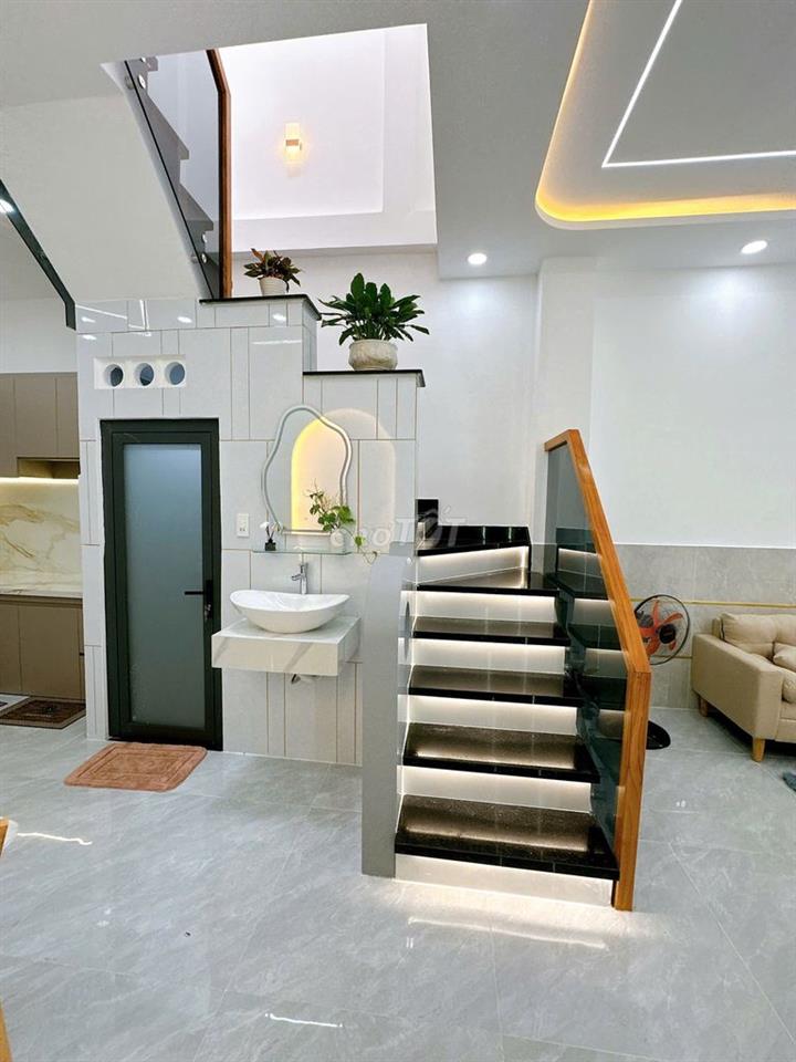 Bán nhà khu Gò Xoài, 44m2, 4x11m, 3 Tầng, 2PN, nhà mới,full NT, hẻm to