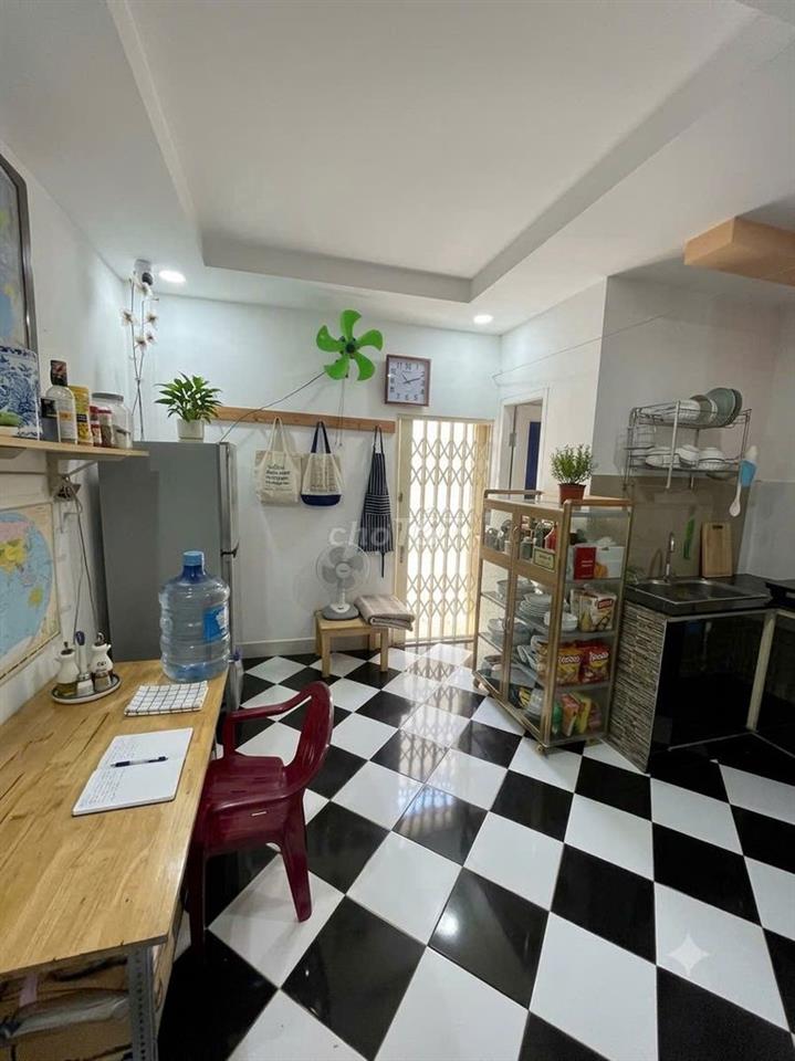 Bán nhà Nguyễn Thị Tú, 52m2, 4x13m, 3 Tầng, 3PN, sân thượng, hoàn công