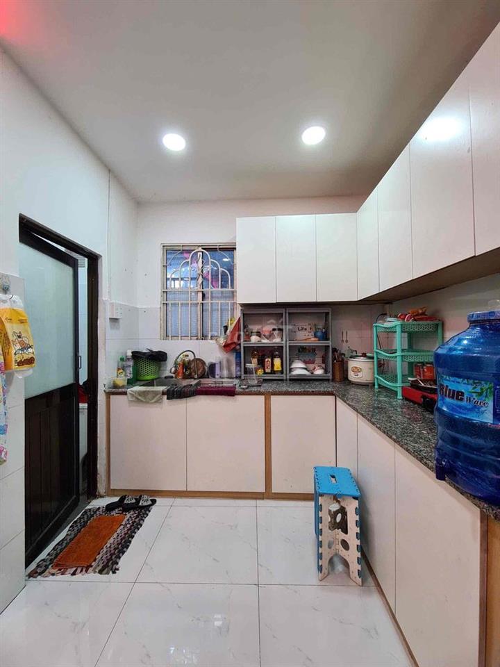 Bán nhà Khu Tên Lửa, 4x7m, 2 tầng, 2pn,2wc, hẻm 3m, kế AEON BT, TL