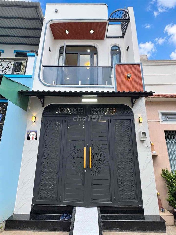 Bán nhà Lê Văn Quới, 2 tầng, 4x12m, 3PN, hẻmô tô 5m, nhà mới full NT