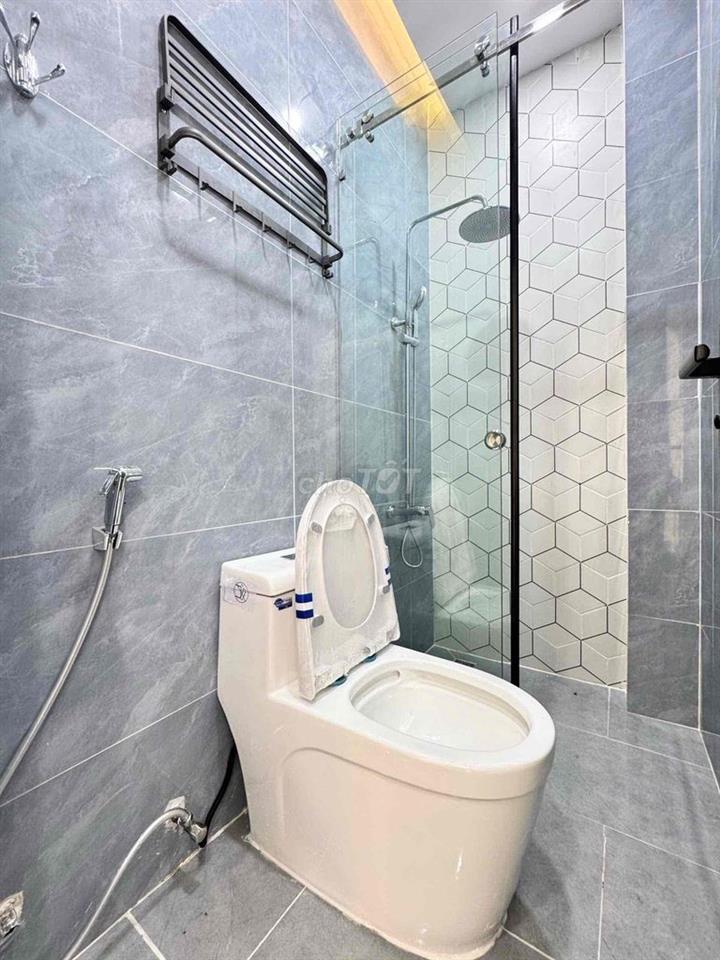 Bán nhà Lê Văn Quới, 2 tầng, 4x12m, 3PN, hẻmô tô 5m, nhà mới full NT