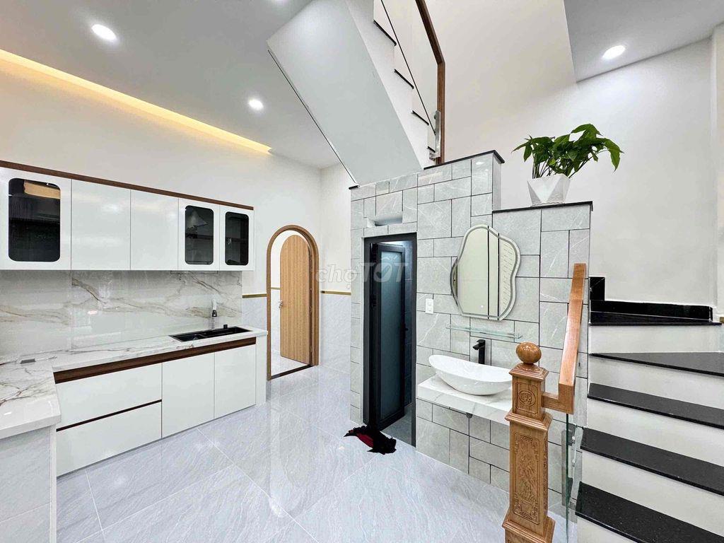 Bán nhà Lê Văn Quới, 2 tầng, 4x12m, 3PN, hẻmô tô 5m, nhà mới full NT
