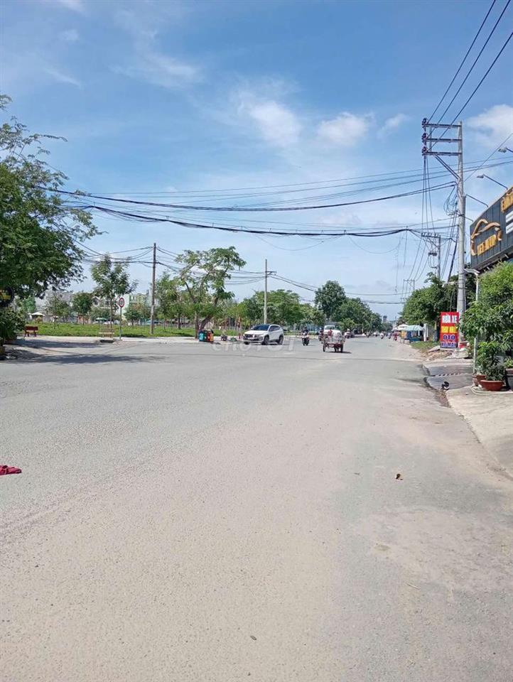 NHÀ MẶT TIỀN 2 TẦNG (92m2) - VỊ TRÍ ĐẸP - 257 BÌNH THÀNH - BÌNH TÂN