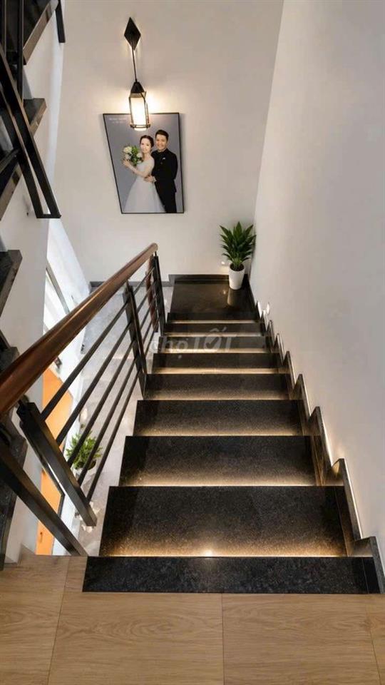 NHÀ MẶT TIỀN 2 TẦNG (92m2) - VỊ TRÍ ĐẸP - 257 BÌNH THÀNH - BÌNH TÂN