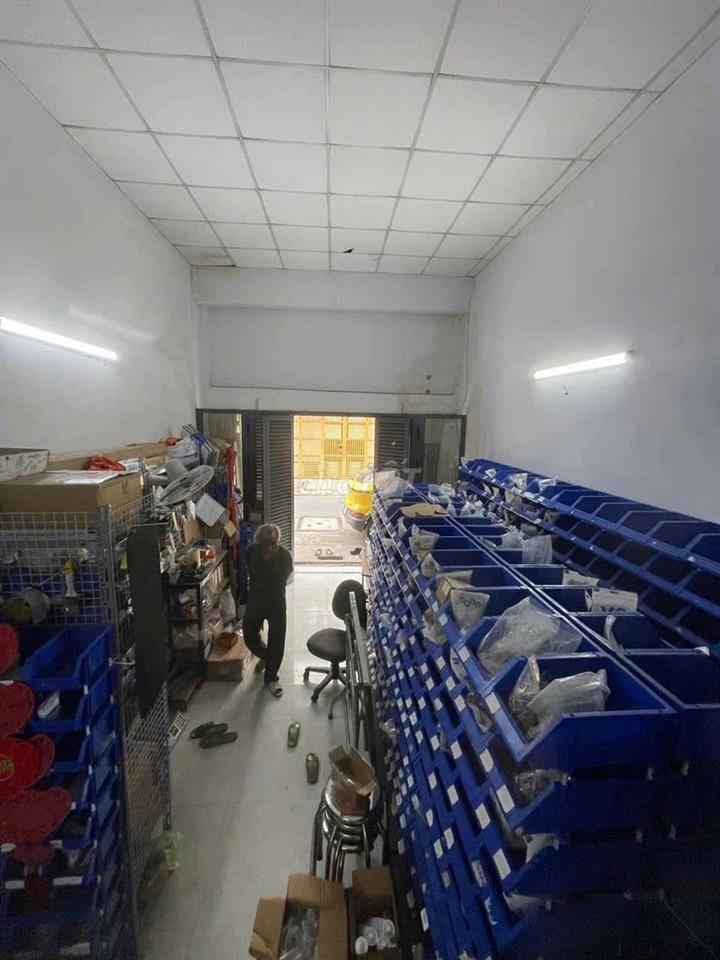 Nhà nát 38/ Đg 18B P.BHHA 8x9= 65 m2 4tỷ 050 hẻm 4m