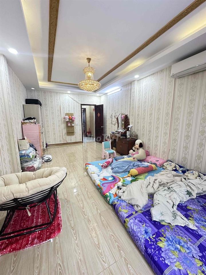 MẶT TIỀN VIEW CÔNG VIÊN  - ĐƯỜNG CHỢ LỚN - BÌNH PHÚ 1 - NHÀ ĐẸP 2 TẦNG