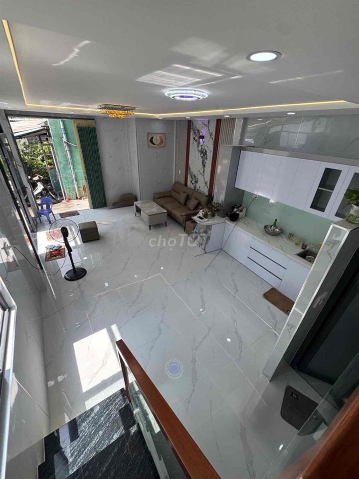 HẺM 8M THÔNG - SÁT MẶT TIỀN PHẠM PHÚ THứ Q6 - 40M2 (8X5M) CHỈ HƠN 5 TỶ