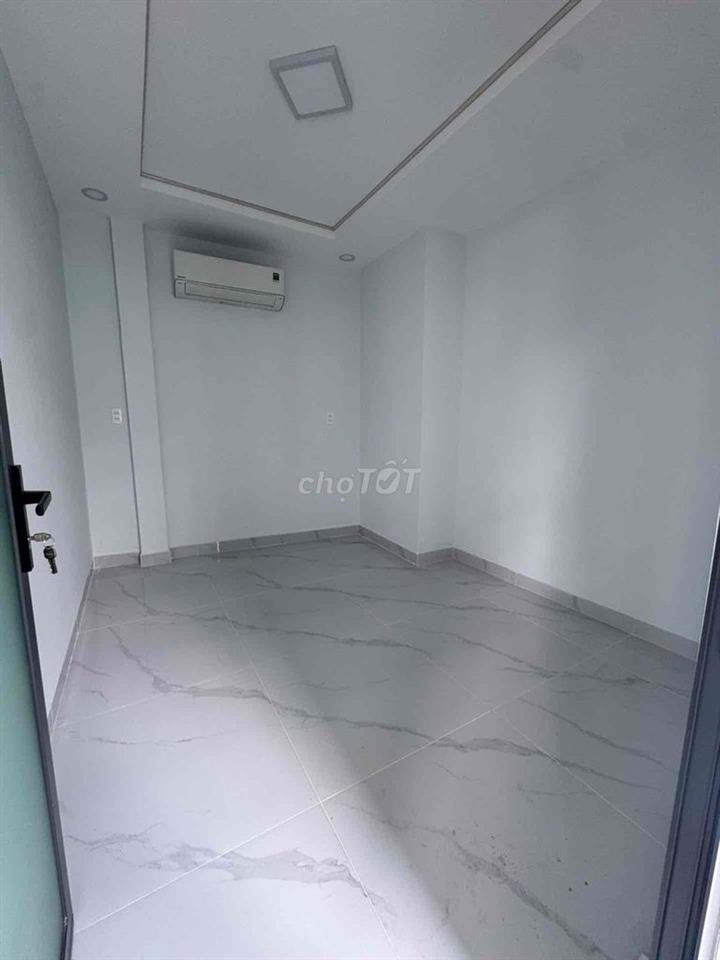 HẺM 8M THÔNG - SÁT MẶT TIỀN PHẠM PHÚ THứ Q6 - 40M2 (8X5M) CHỈ HƠN 5 TỶ