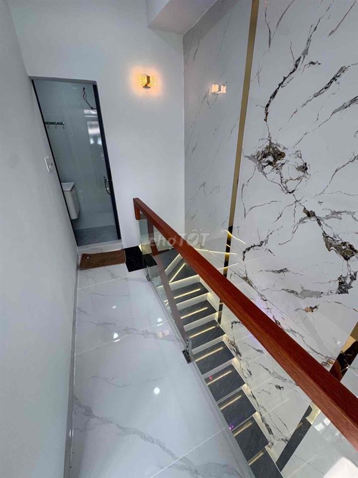 HẺM 8M THÔNG - SÁT MẶT TIỀN PHẠM PHÚ THứ Q6 - 40M2 (8X5M) CHỈ HƠN 5 TỶ