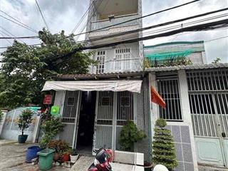 BÌNH TRỊ ĐÔNG B - KHU TÊN LỬA - ĐƯỜNG NỘI BỘ - XE HƠI NGỦ TRONG NHÀ