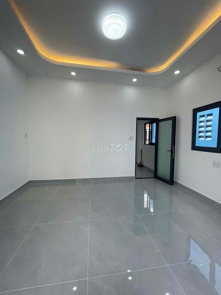 BÁN NHÀ HẺM XE HƠI - CƯ XÁ PHÚ A , Q6 - NHÀ MỚI 2PN 2WC (4..2X11M)