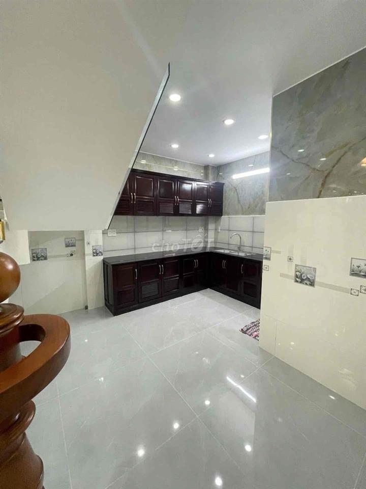 BÁN NHÀ HẺM XE HƠI - CƯ XÁ PHÚ A , Q6 - NHÀ MỚI 2PN 2WC (4..2X11M)
