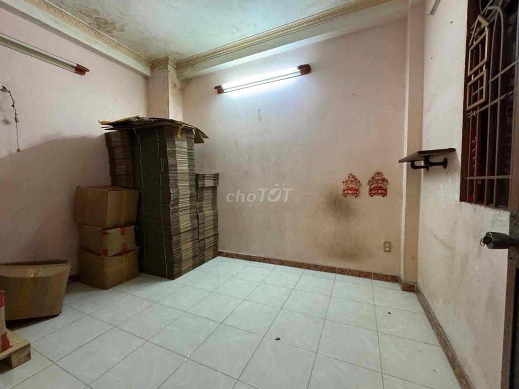 NGUYỄN CHÍ THANH F16 Q11 - HẺM 1/ 10M THÔNG - NHÀ 3 TẦNG BTCT 5PN 3WC