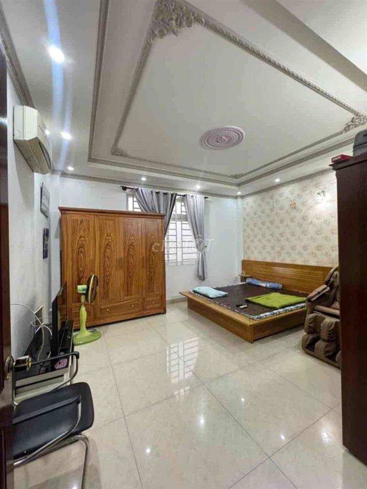 NHÀ MẶT TIỀN - VIEW CÔNG VIÊN -  NHÀ ĐẸP 4 TẦNG 4PN 5WC