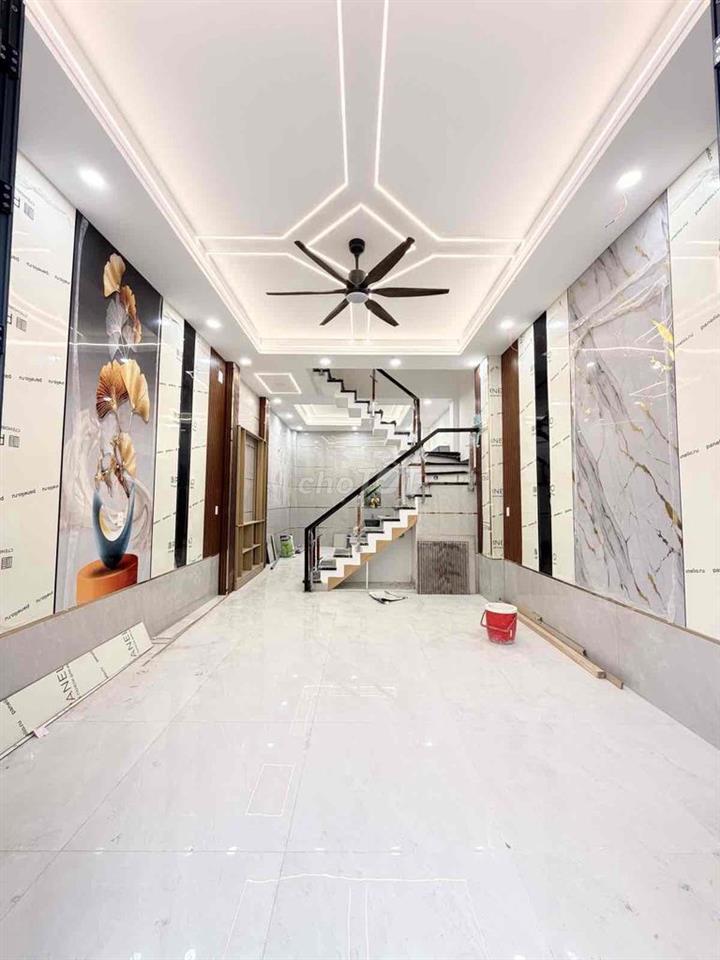 🔥 6.35 TỶ – NHÀ MỚI 5 TẦNG – Ô TÔ VÀO NHÀ – 4.4x11.6M – GẦN AEON TÂN P