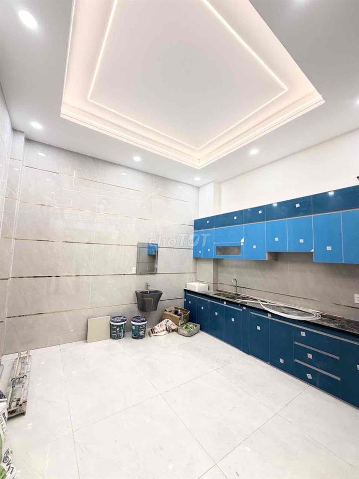 🔥 6.35 TỶ – NHÀ MỚI 5 TẦNG – Ô TÔ VÀO NHÀ – 4.4x11.6M – GẦN AEON TÂN P