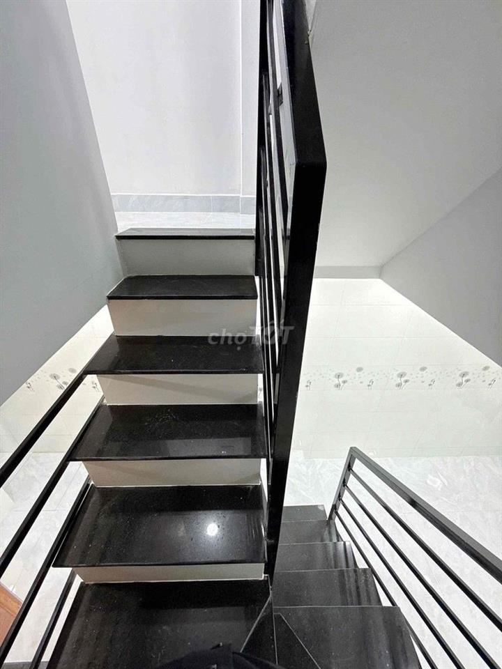 Q5- 3 TẦNG- CÁCH MT 30M - 4 PHÒNG NGỦ🔍 3.1 TỶ
