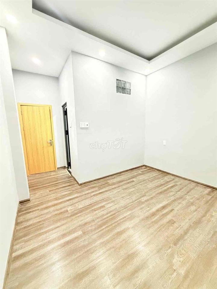 👉 “8.6 TỶ MÀ CÓ ĐƯỜNG 2 Ô TÔ TRÁNH + 55M² + NỞ HẬU + HOÀN CÔNG ĐỦ — HÀ