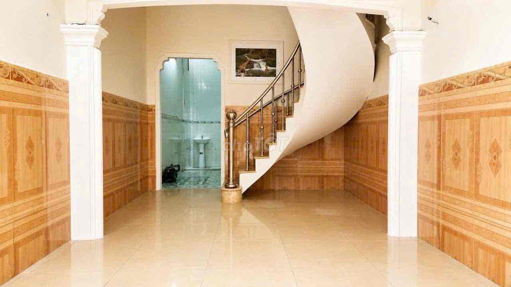 🔥 HẠ THẲNG 5.35 TỶ – 42M²/3 TẦNG/3PN – TRUNG TÂM Q11 GIÁP Q10!