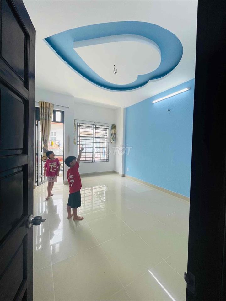 Bán nhà Tỉnh lộ 10– HẺM 6M – 2 TẦNG -110m2-3PN