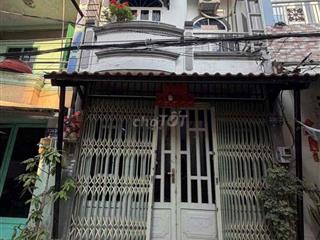 chính chủ bán nhà 330/32 Chiến lược