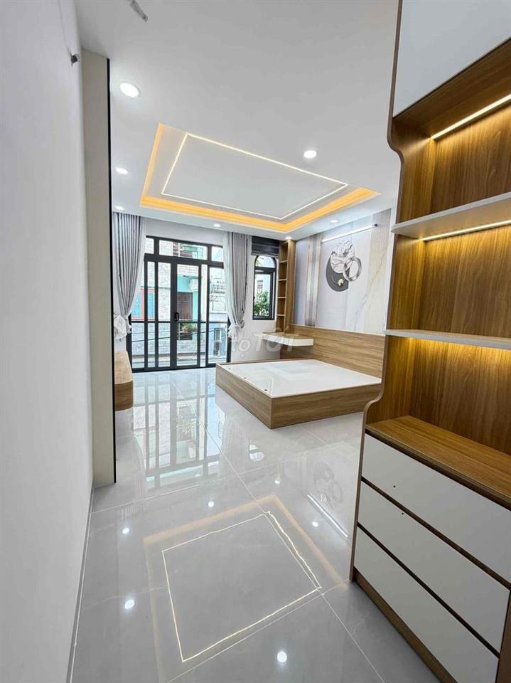 Nhà Full Nội thất Có Thang máy 450kg Hẻm 479/5 Hương Lộ 2