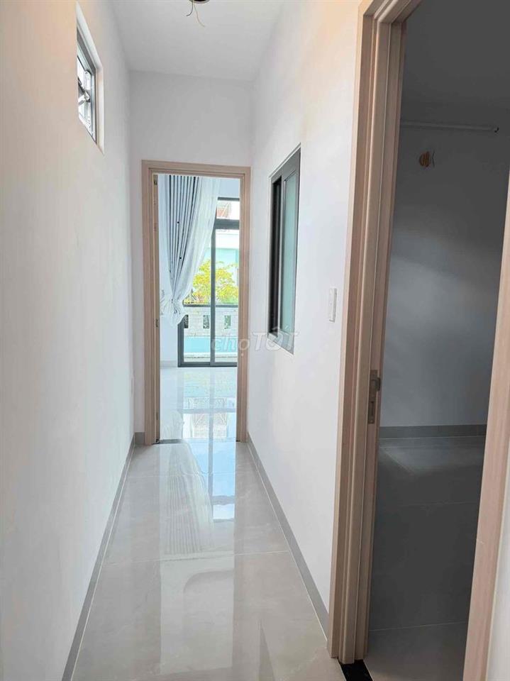 Nhà Full Nội thất Có Thang máy 450kg Hẻm 479/5 Hương Lộ 2