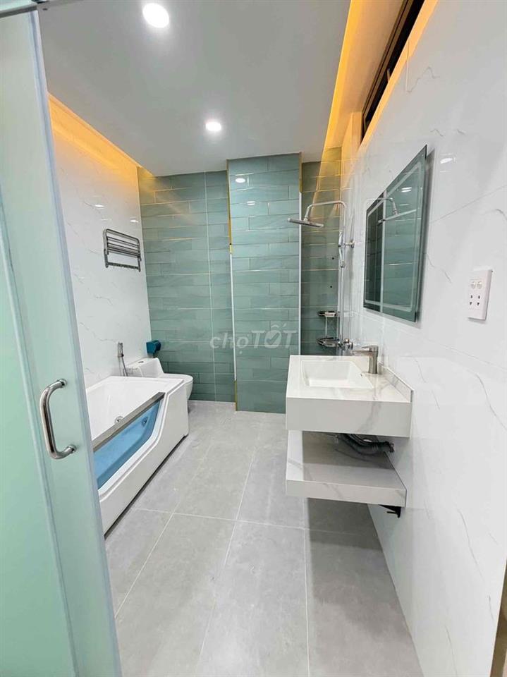 Nhà Full Nội thất Có Thang máy 450kg Hẻm 479/5 Hương Lộ 2