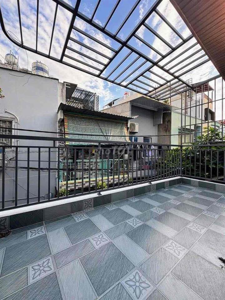 Nhà 1/ Đường Trương phước phan khúc Lê Văn Quới