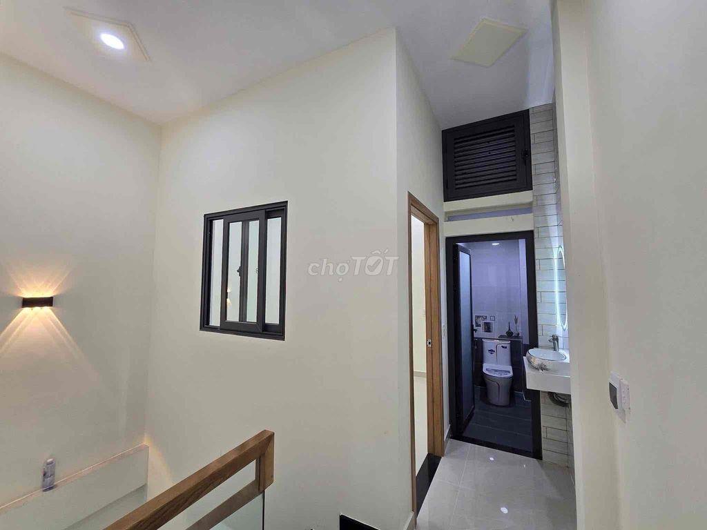 Nhà Mới Lung linh Hẻm 330/32 Đường Chiến Lược