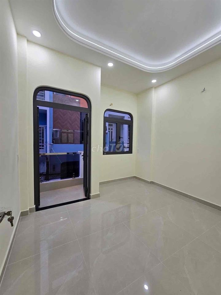 Nhà Mới Lung linh Hẻm 330/32 Đường Chiến Lược