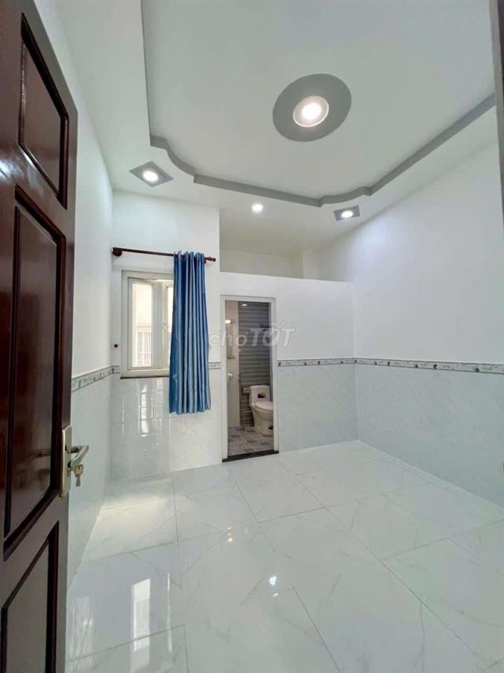 Nhà Phố 3 Lầu, HXH Phú Định p16 Q8 cách V.V.Kiệt 500m, Shr, hoàn công