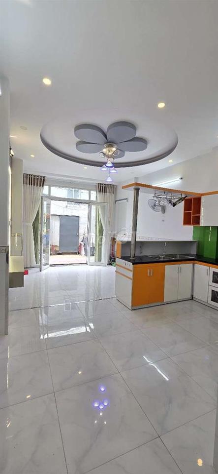 Nhà 3 Tầng 4x9m Hẽm 6m Phú Định p16 Q8 gần C.A Phường Phú Định