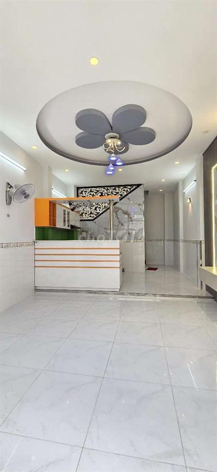 Nhà 3 Tầng 4x9m Hẽm 6m Phú Định p16 Q8 gần C.A Phường Phú Định