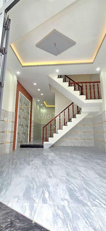 Nhà 3 lầu MT Lý Đạo Thành p16 Q8, cạnh cầu Lò Gốm V.V.Kiệt Q6