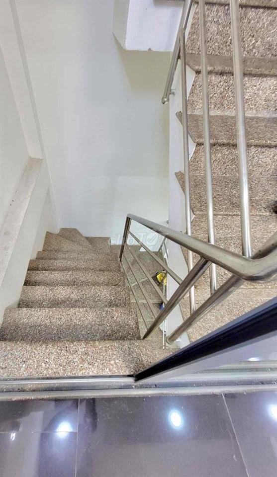 HẼM XE HƠI THÔNG GẦN LUỸ BÁN BÍCH -TÔ HIỆU-HOÀ BÌNH GIÁP QUẬN11-QUẬN 6