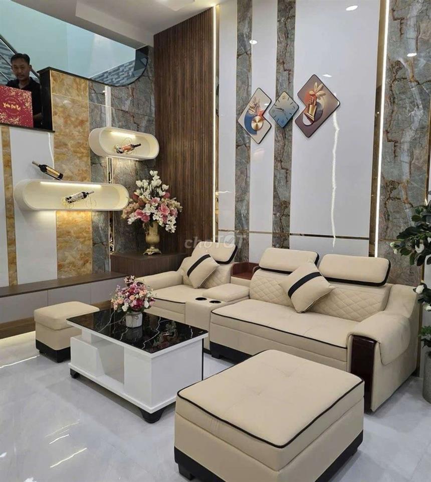 Nhà 2 Tầng - Lê Văn Quới - DT 54m2 - Giá Chỉ 5,5Tỷ - Hẻm Xe Hơi Tránh
