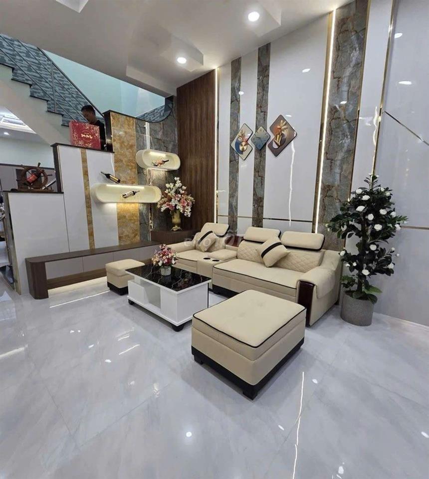 Nhà 2 Tầng - Lê Văn Quới - DT 54m2 - Giá Chỉ 5,5Tỷ - Hẻm Xe Hơi Tránh

