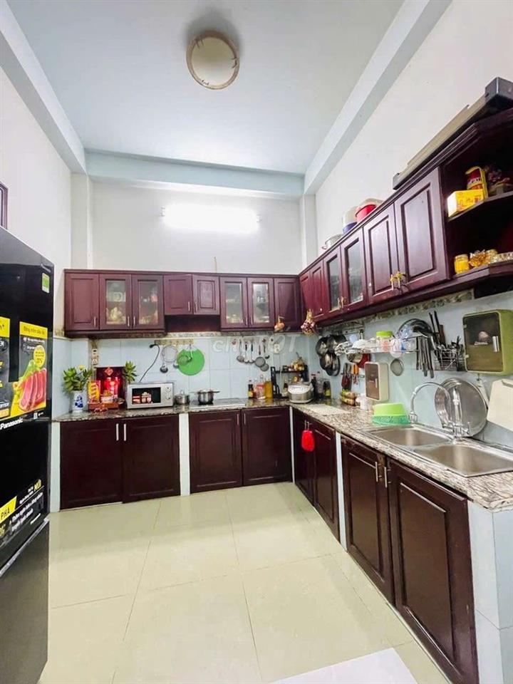 Nhà 3 Tầng (B.Tân) Giáp Tân Phú - DT 68m2 - Giá 4,95 Tỷ  - Hẻm XH 7M