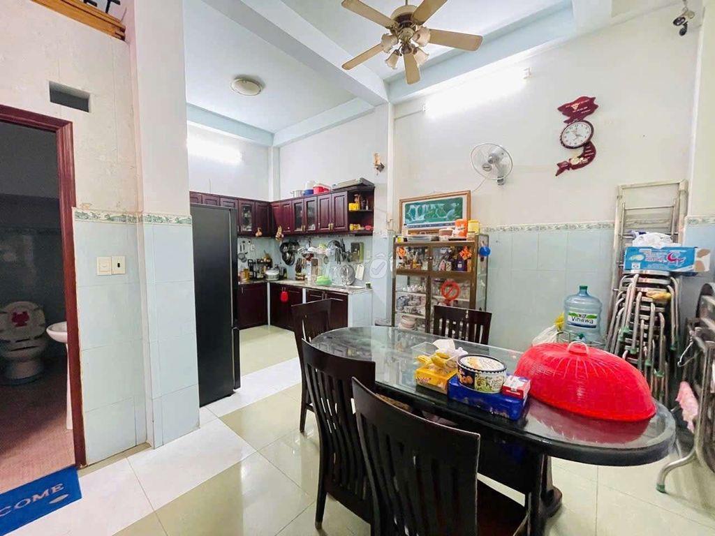 Nhà 3 Tầng (B.Tân) Giáp Tân Phú - DT 68m2 - Giá 4,95 Tỷ  - Hẻm XH 7M
