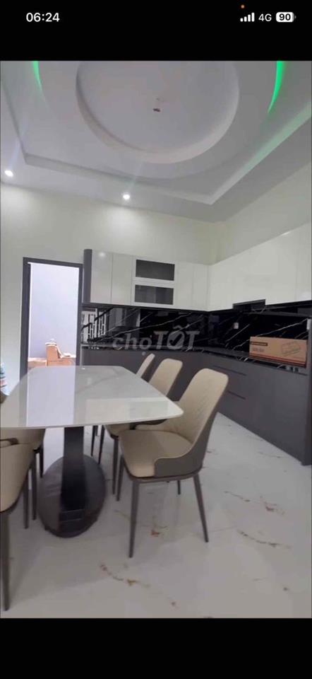 Bán nhà HL3, ngay sát Sơn Kỳ: 4x18 đúc 3 lầu 4PN, 5WC