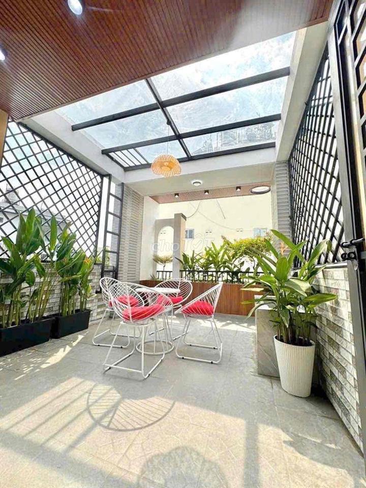 Bán nhà đs: 3, BHH: 3,8x23đúc 3 lầu, 4PN, 4WC, hẻm xe tải